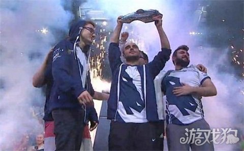 守顾此失彼 守顾此失彼